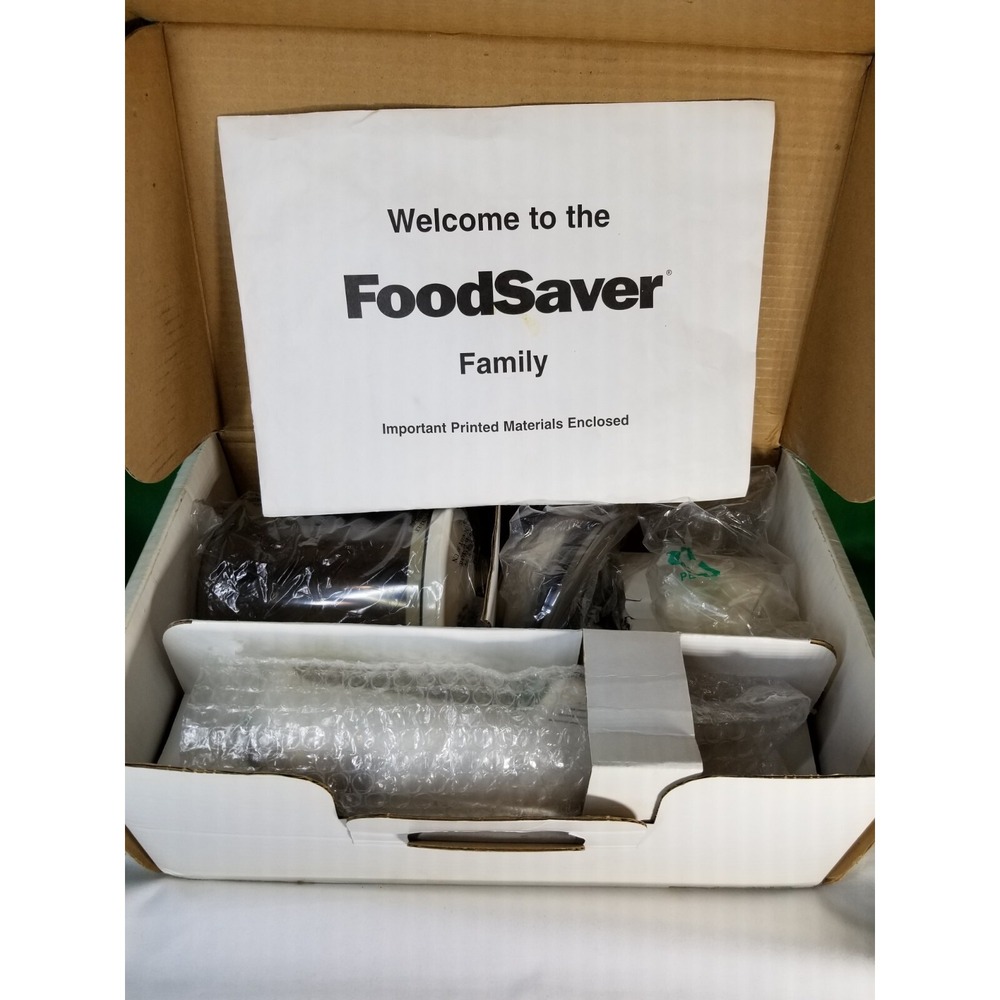 1997 Original box with Bags FRESH SAVER PLUS & VACLOC SEALER BY TILIA